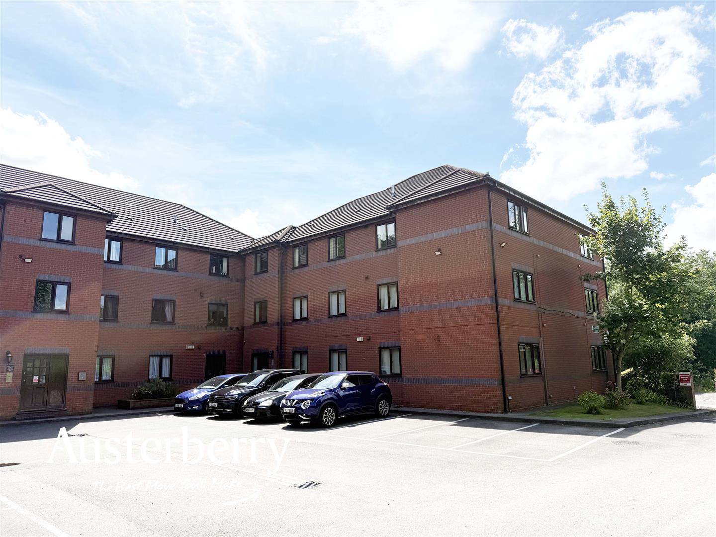 2 bed property in Glebedale Road, Stoke-On-Trent